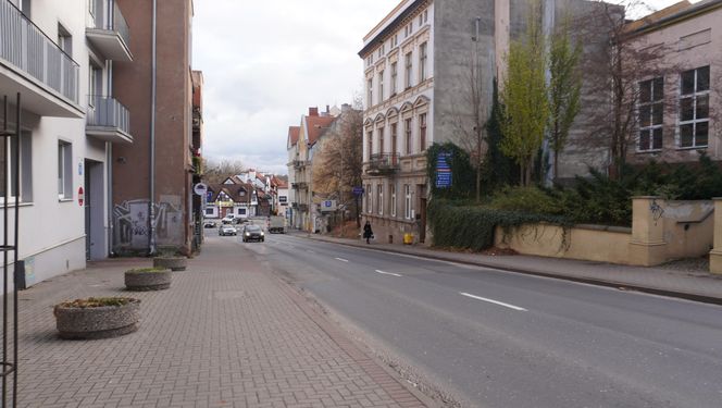 W tym domu miejscu było olsztyńskie „getto”. Ludność żydowska żyła w bardzo trudnych warunkach