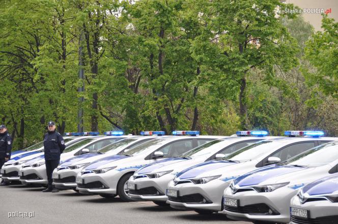 Śląska policja w Toyotach Auris Hybrid