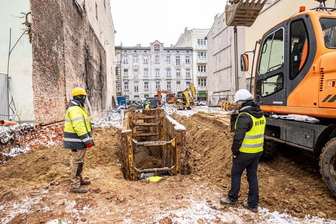 W centrum Łodzi powstają wielopoziomowe parkingi