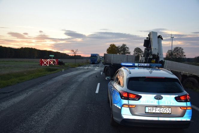 Rząśnia. 52-latka została zabita, jej mąż zginął w wypadku. To on stoi za zbrodnią? [ZDJĘCIA]