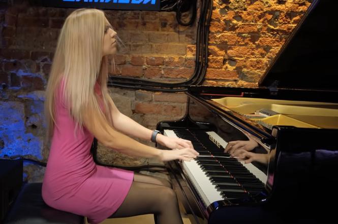 Rosyjska pianistka zagrała wielki hit Metalliki. Nagranie podbija sieć [WIDEO]