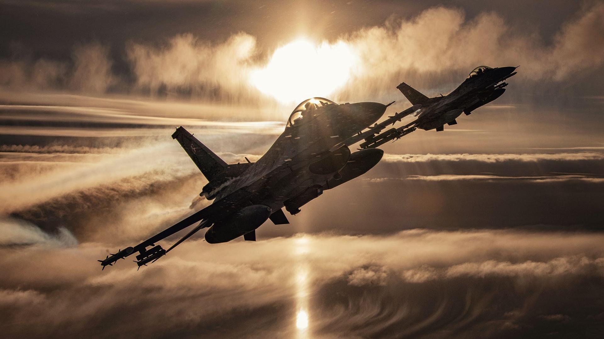 F-16 nad Estonią