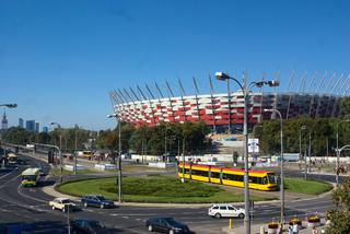 Zamknięty Most Łazienkowski, ogromne utrudnienia w ruchu. Kibice Legii ruszyli na stadion [AUDIO]