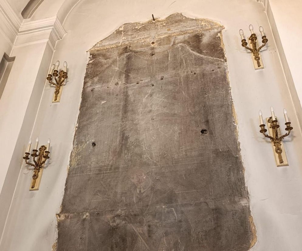Freski z połowy XVIII wieku odkryte w kościele pw. Św. Stanisława Biskupa i Męczennika w Siedlcach