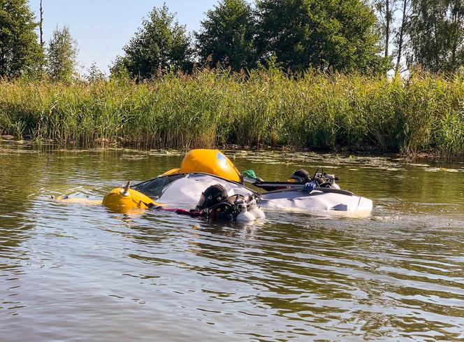 Auto zsunęło się do wody. Dramat na Kanale Grunwaldzkim