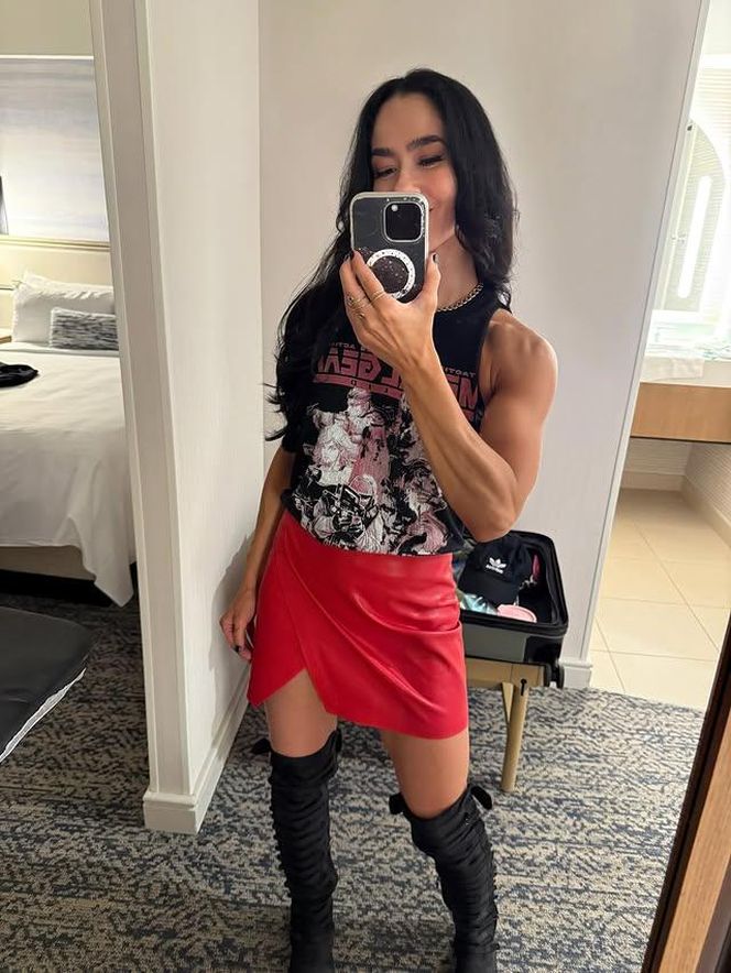 AJ Lee