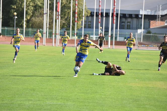 Elana Toruń - Pogoń Nowe Skalmierzyce 1:0, zdjęcia z meczu na Stadionie im. Grzegorza Duneckiego