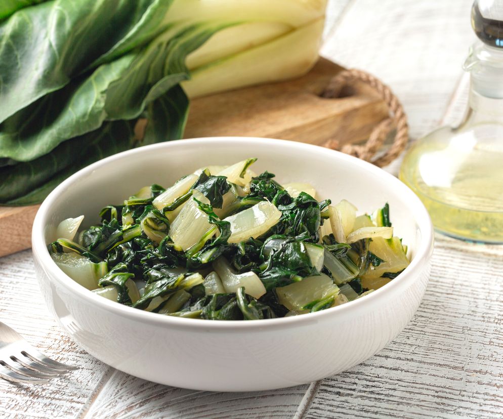 Jak przyrządzić buraka liściowego? Najprostszy przepis na staropolską boćwinę