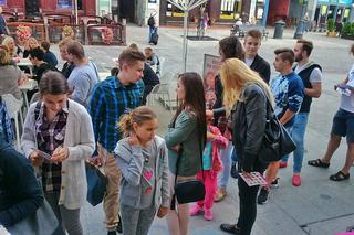 2 Dunkin' Donuts zawitał do Łodzi. Na Piotrkowskiej kolejki