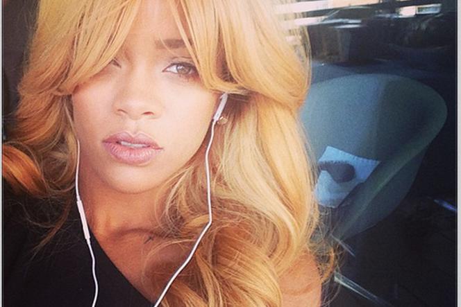Rihanna słucha nowości muzycznych 2015