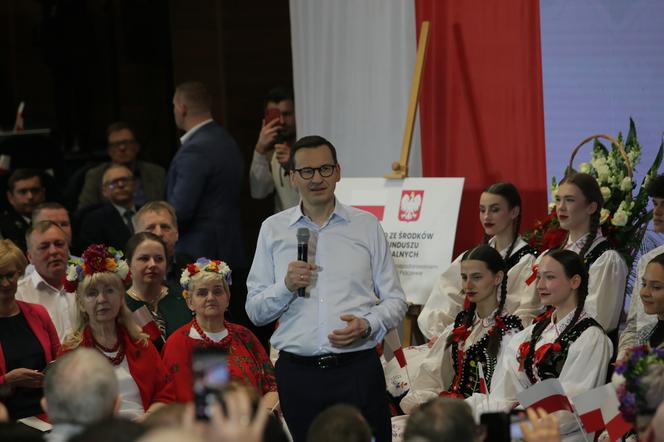 Mateusz Morawiecki bez litości dla PO: Przepowiednie Platformy to duby smalone! 