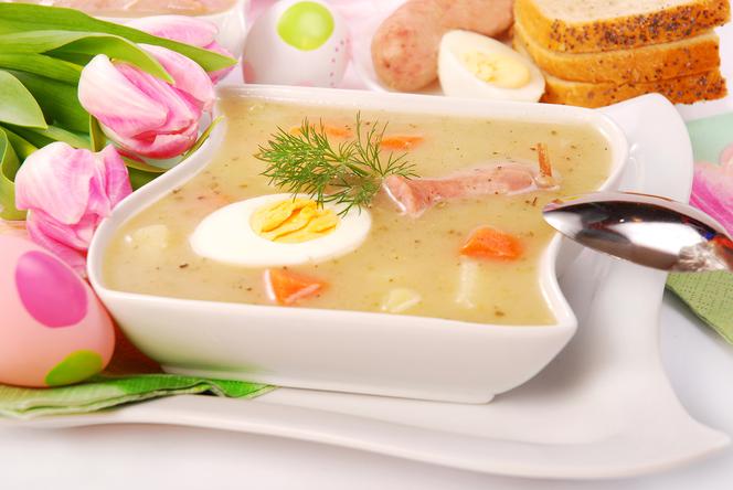 Barszcz biały a żurek: różnice. Czym się różnią te dwie polskie zupy?