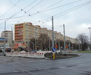 Remont placu Rodła. Komentuje Prezydent Piotr Krzystek