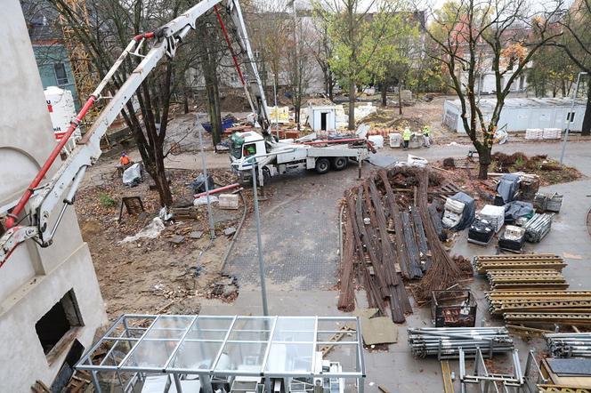 Brak materiałów budowlanych spowalnia budowę CEZiB-u w Gorzowie [FOTO]