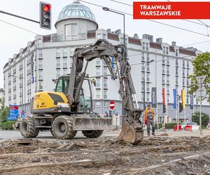Tramwajowy remont pl. Zawiszy w Warszawie