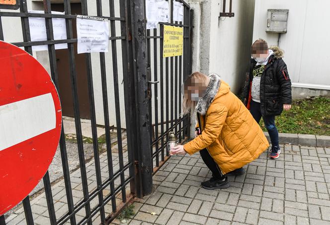 Cmentarze 1 listopada zamknięte dla niezaszczepionych. Kontrowersyjna rada eksperta. Rząd już podjął decyzję!