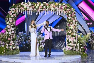 Marcelina Zawadzka zachwyciła w białej sukni. Koronkowa kreacja skradła show