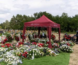 Grób st. ogn. Patryka Michalskiego utonął w kwiatach