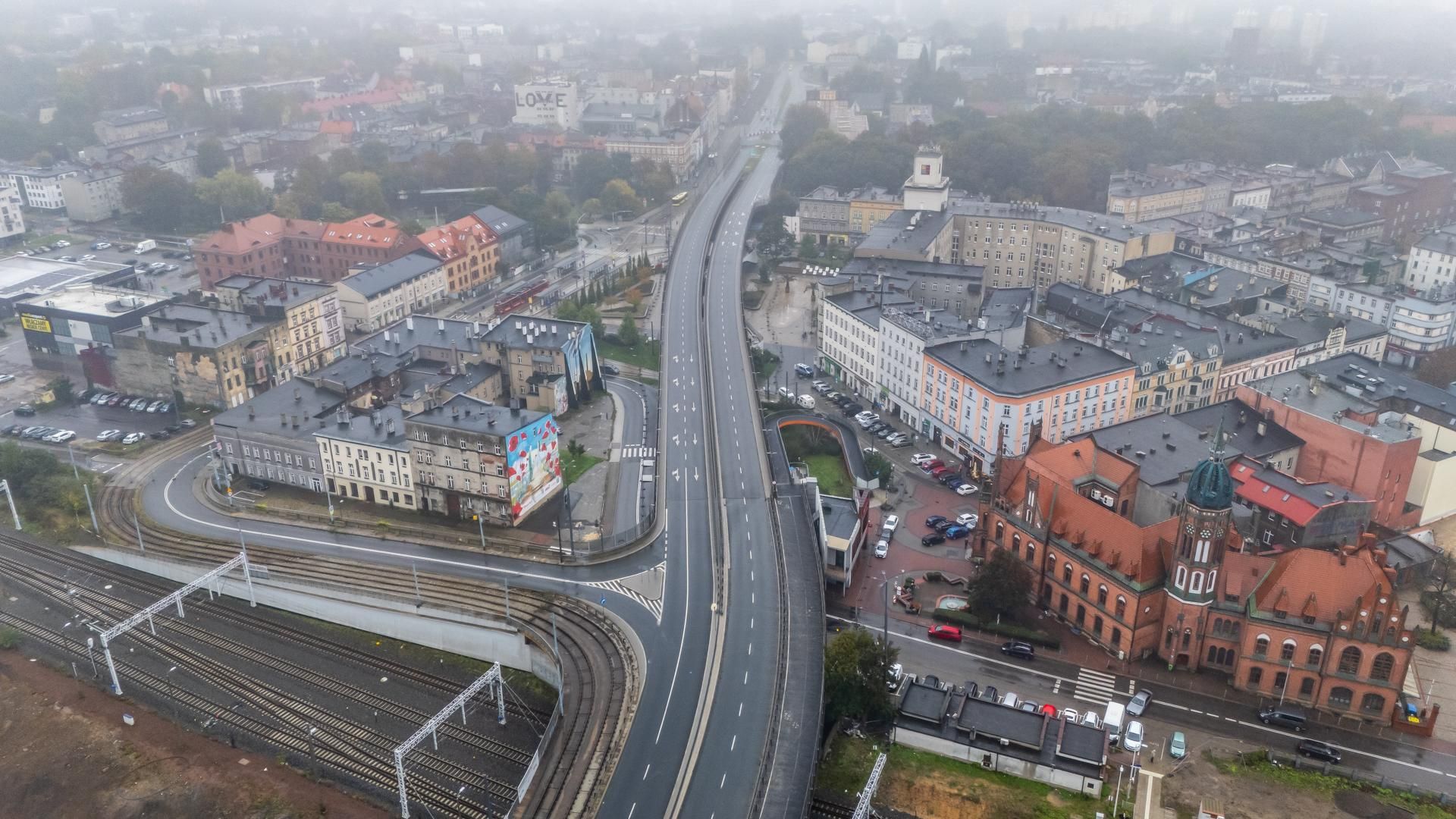 Estakada i tory kolejowe w Chorzowie