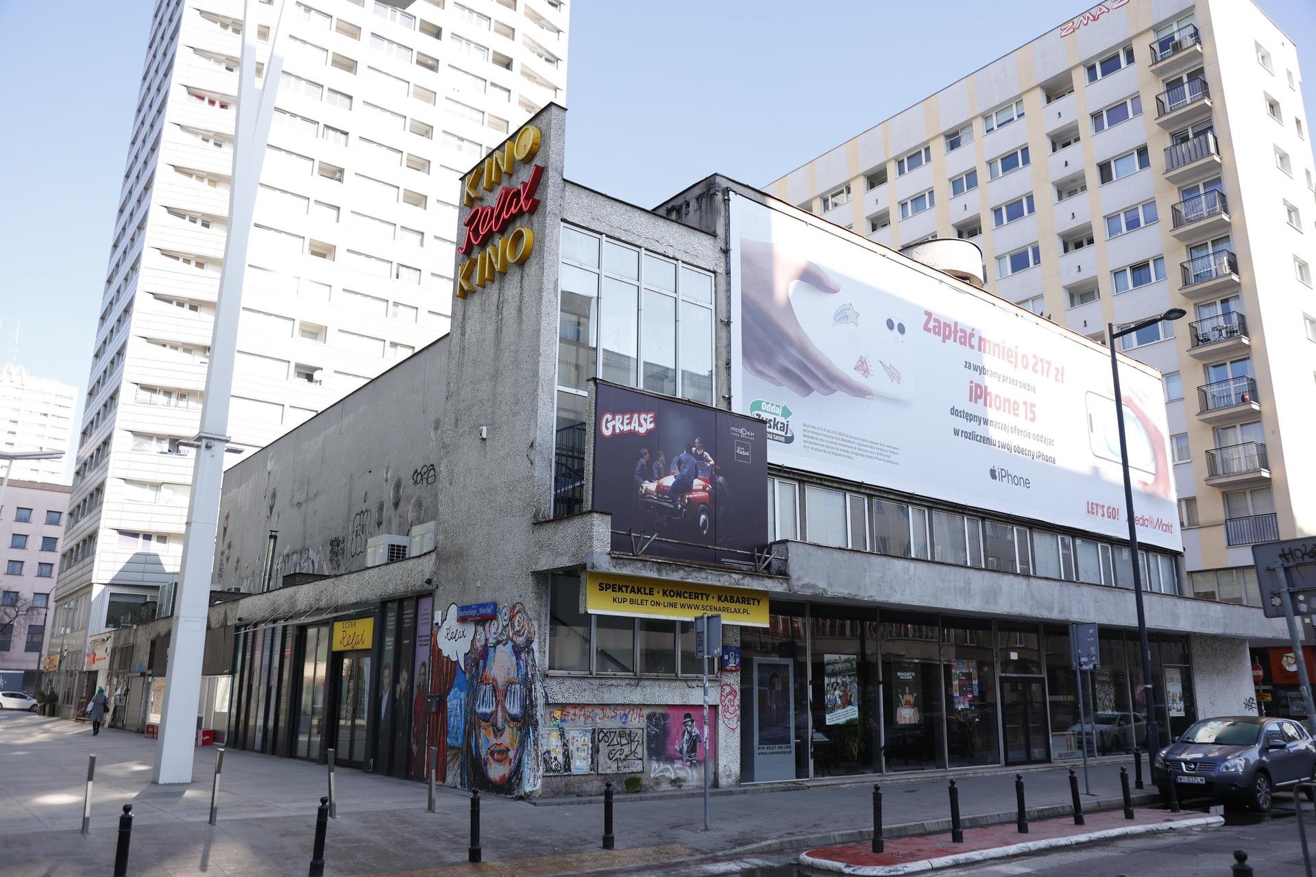 Warszawskie neony z PRL-u - zobacz zdjęcia iluminacji i sprawdź, gdzie je znaleźć