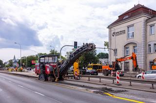 Powstaje nowe przejście do mostu pieszo-rowerowego w Warszawie. Utrudnienia na Wisłostradzie