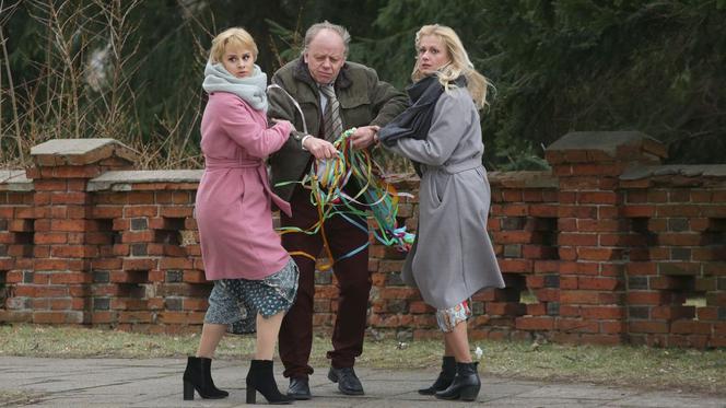 Skandal na ślubie w M jak miłość. Ojciec Uli ukradnie ...