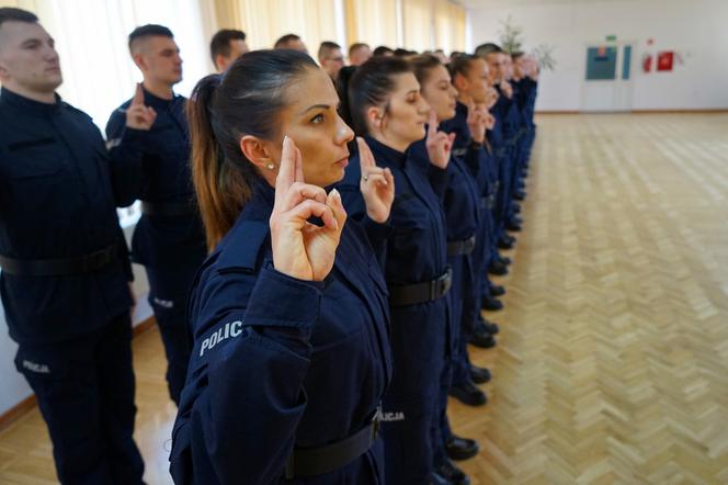 Bydgoszcz ma nowych policjantów. Zobacz ich zdjęcia 