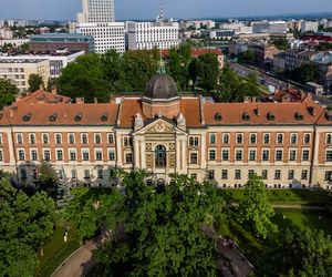 Afera na UEK. Prokuratur przedłużyła śledztwo. Prezydent Tarnowa nie przyznaje się do winy