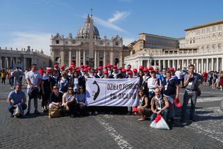 Bezdomni z Krakowa w drodze na spotkanie z Franciszkiem 