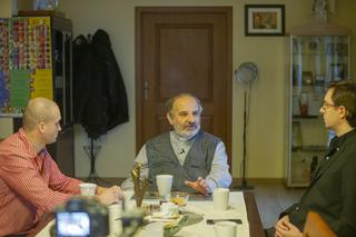 Rok temu odwiedziliśmy ks. Isakowicza-Zaleskiego w jego mieszkaniu. Piękne wspomnienie  