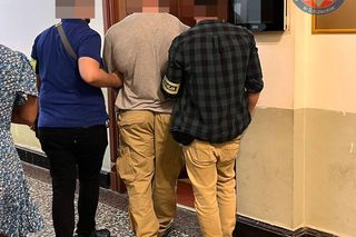 Przyjechali z Niemiec z fałszywymi dolarami. Chcieli je sprzedać w kantorze