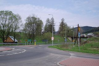 Krościenko - z tą wsią na Podkarpaciu związany jest wojak Szwejk. Przez miejscowość przebiega jego szlak