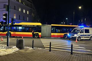 Autobus miejski huknął w 9-latka na rowerze. Chłopiec trafił do szpitala