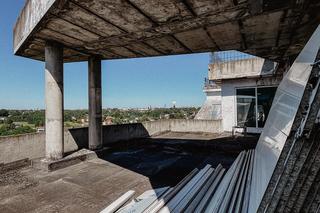 Willa na bloku w Jastrzębiu Zdroju. Wnętrza tuż przed rozbiórką