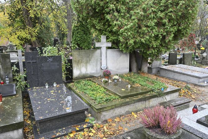 Grób matki Bronisława Komorowskiego