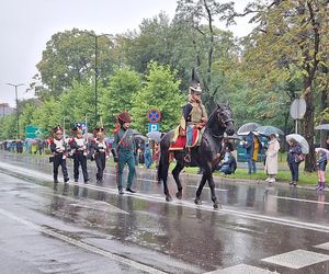 Pochód Gwarkowski 2025 w strugach deszczu