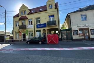 Zwłoki mężczyzny w Nadarzynie. Wielka akcja policji