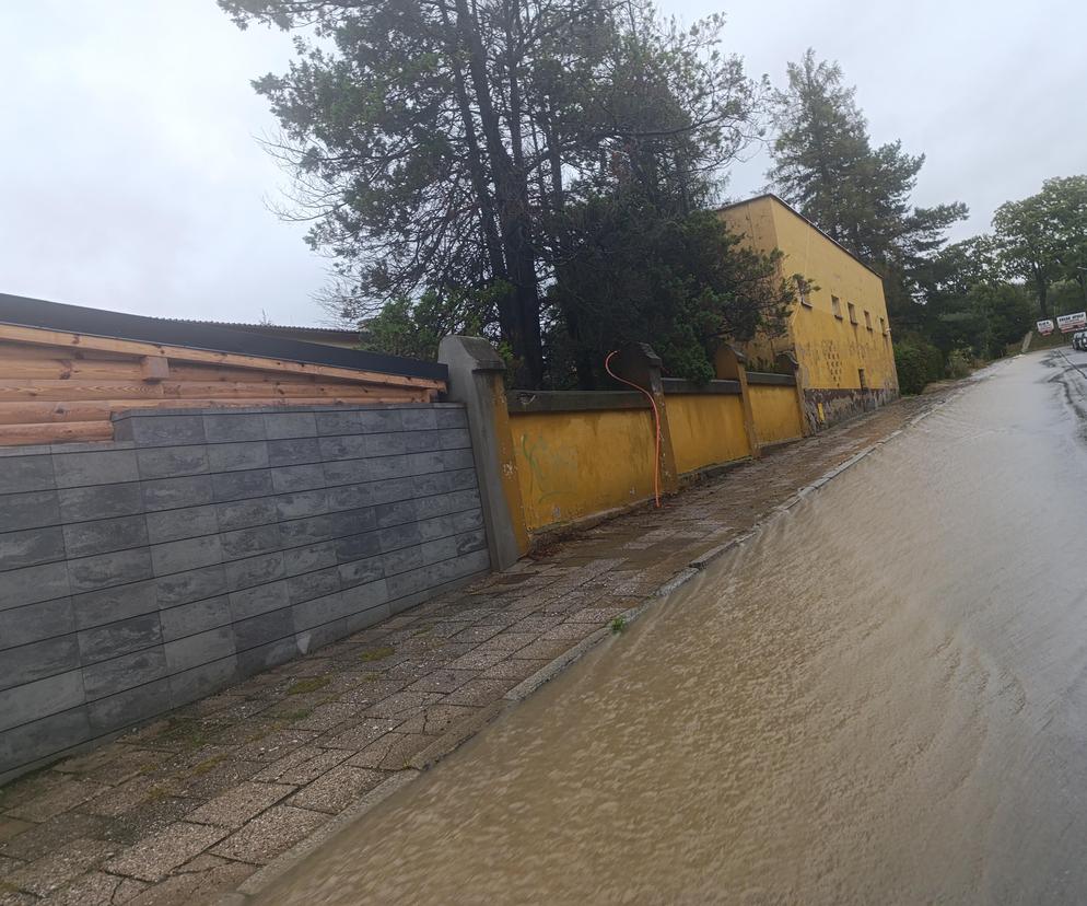 Ewakuowano DPS-y w powiecie głubczyckim. Jest niebezpiecznie