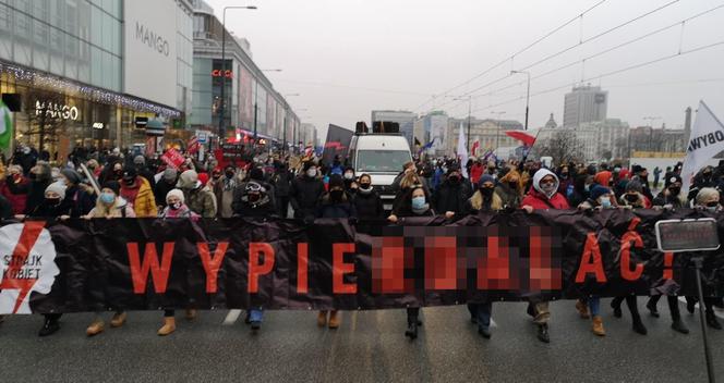 Gruntujemy cnoty niewieście. Kolejny protest kobiet w Warszawie. W poniedziałek wyjdą na ulice