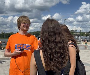 Wakacyjny patrol Eska Summer City na olsztyńskiej Plaży Miejskiej