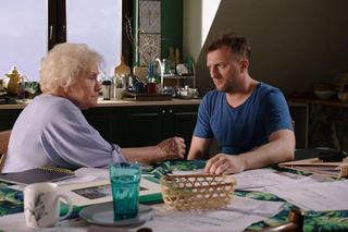 M jak miłość. Bartek (Arkadiusz Smoleński), Barbara (Teresa Lipowska)	