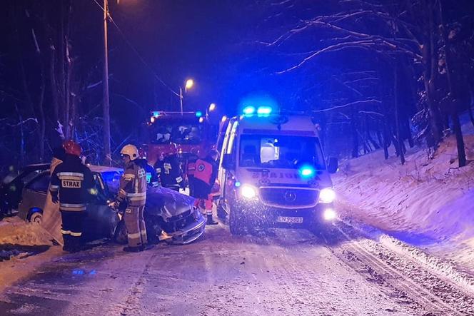 Nowy Sącz. Dwie osoby w szpitalu po wypadku na ulicy Biegonickiej