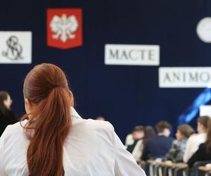 Konkurs fotograficzny jako temat maila na maturze z angielskiego 2023. Internauci zaskoczeni!