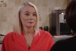 Pierwsza miłość odc. 3760. Matka Marcina, Zofia (Renata Pałys), Emilka (Anna Ilczuk)