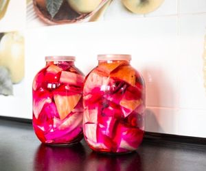 Czerwona kiszonka po gruzińsku na odporność. Tego połączenia nic nie przebije