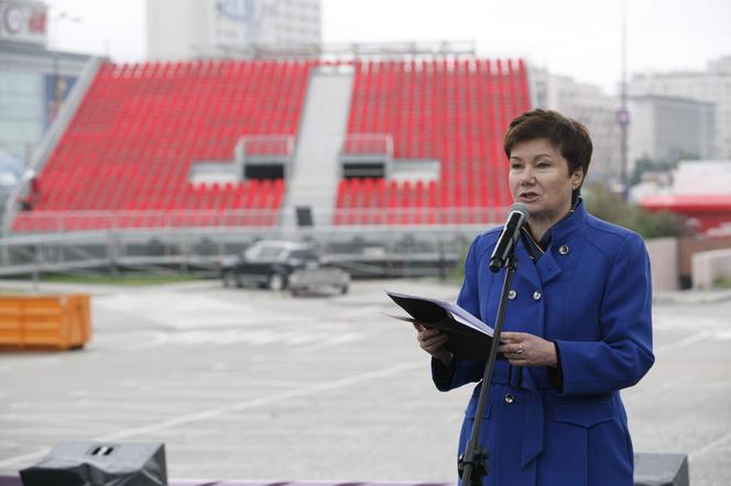 Budowa strefy kibica na Euro 2012 