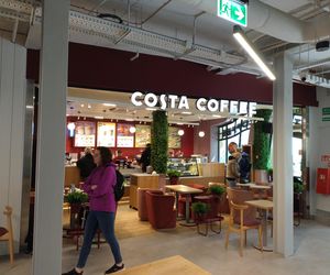 Krzywy Domek w Sopocie już otwarty. Nowy foodhall na mapie Trójmiasta