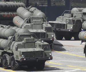 Putin, armia i triada nuklearna