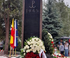 81. rocznica wybuchu Powstania Warszawskiego. Uroczystości przy pomniku Gloria Victis