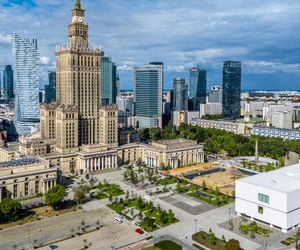Asymetryczna mapa zburzonego miasta. Taki jest plac Centralny od A-A Collective